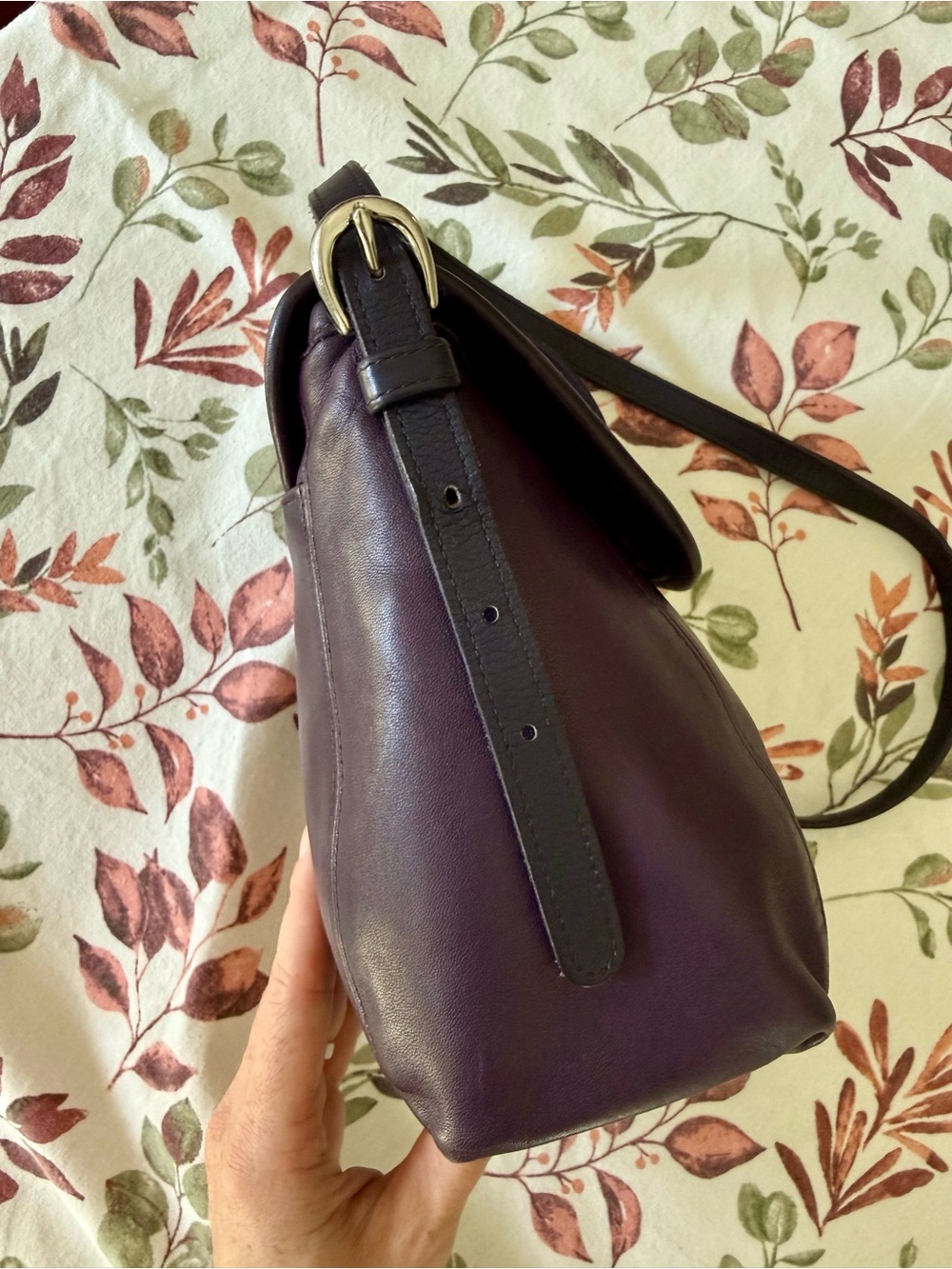 COACH Rare Vintage Plum Leather Crossbody - Picture 3 of 12